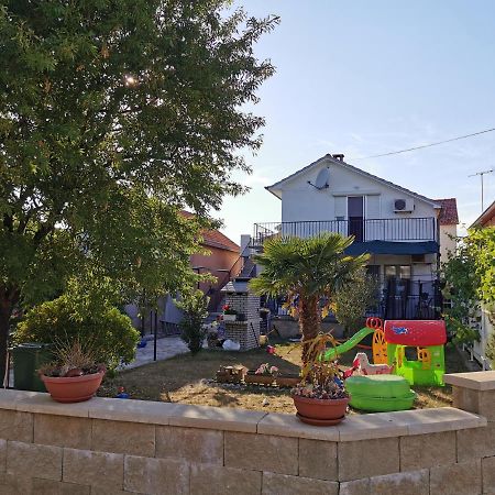 Leona Apartment Sukošan Екстериор снимка