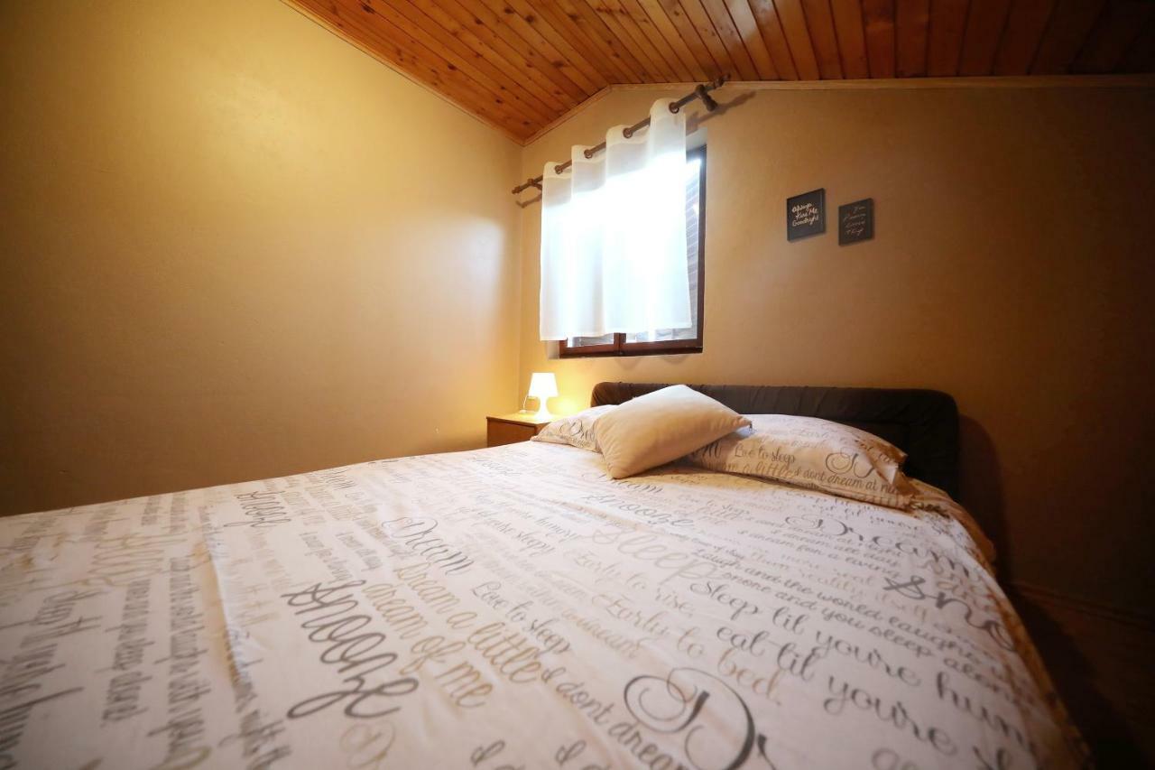 Leona Apartment Sukošan Екстериор снимка