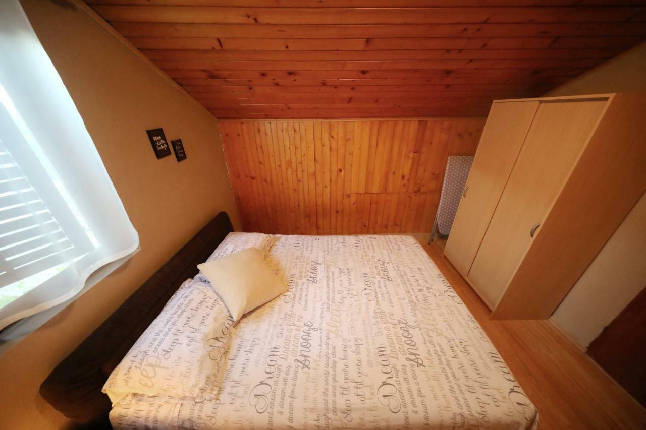 Leona Apartment Sukošan Екстериор снимка