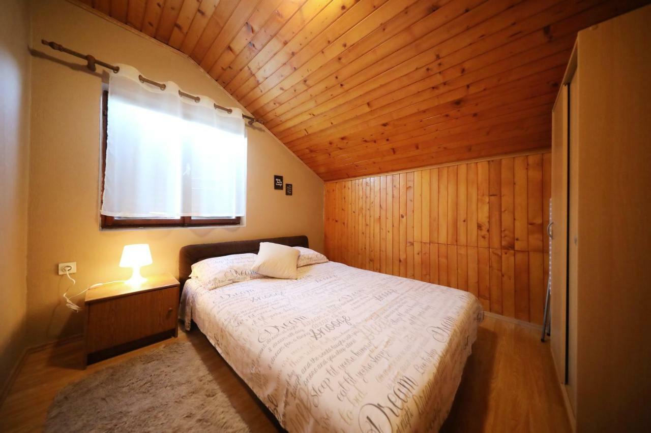 Leona Apartment Sukošan Екстериор снимка